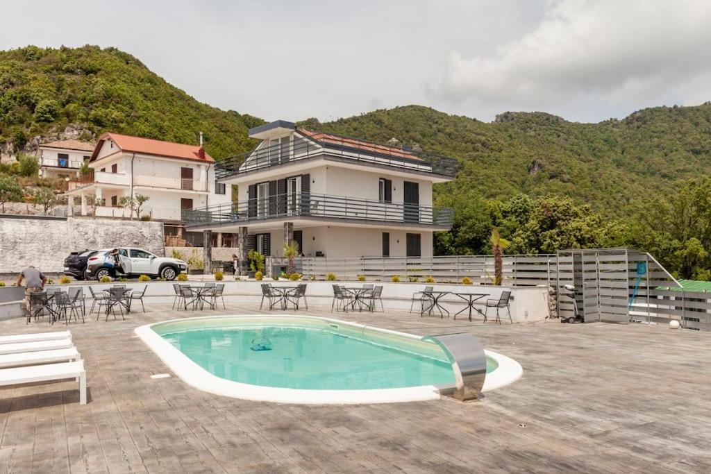 Tenuta Croce Appartamento Karol-Piscina-Vista Mare Salernes Extérieur photo